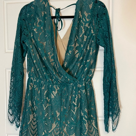 Green lace Boho romper Xhileration size Small - Picture 9 of 10